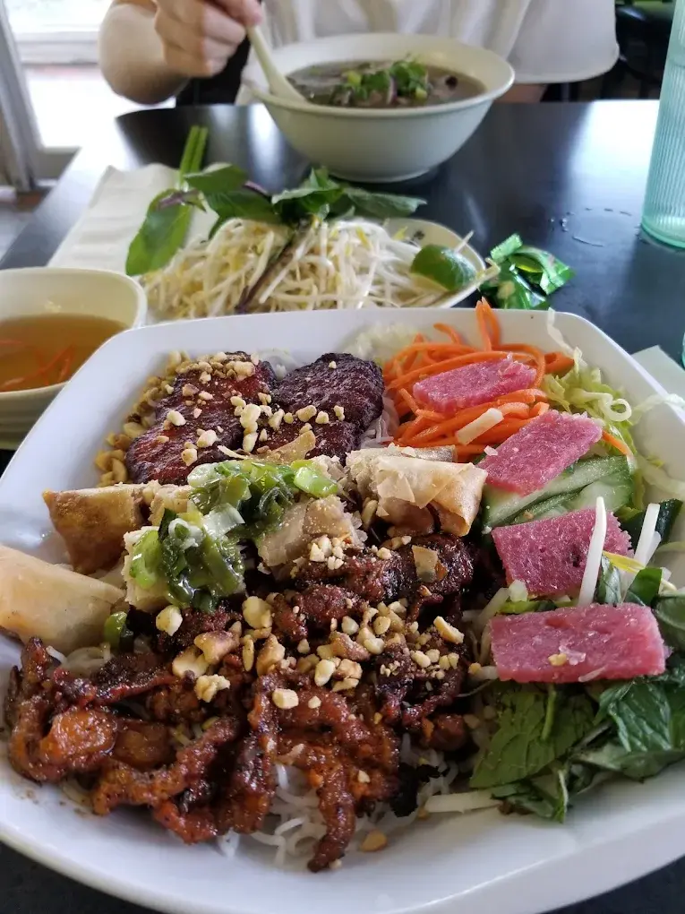 Fresh Vietnamese spring rolls at T.H. Dang Restaurant Winnipeg